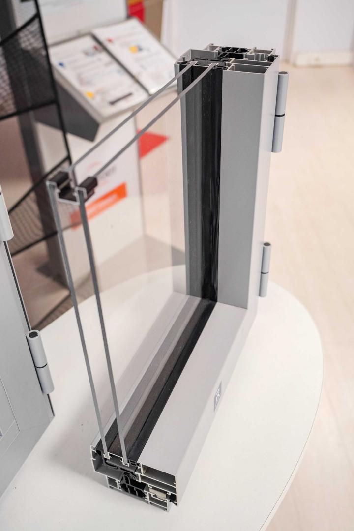 Installation menuiserie aluminium Moissy-Cramayel